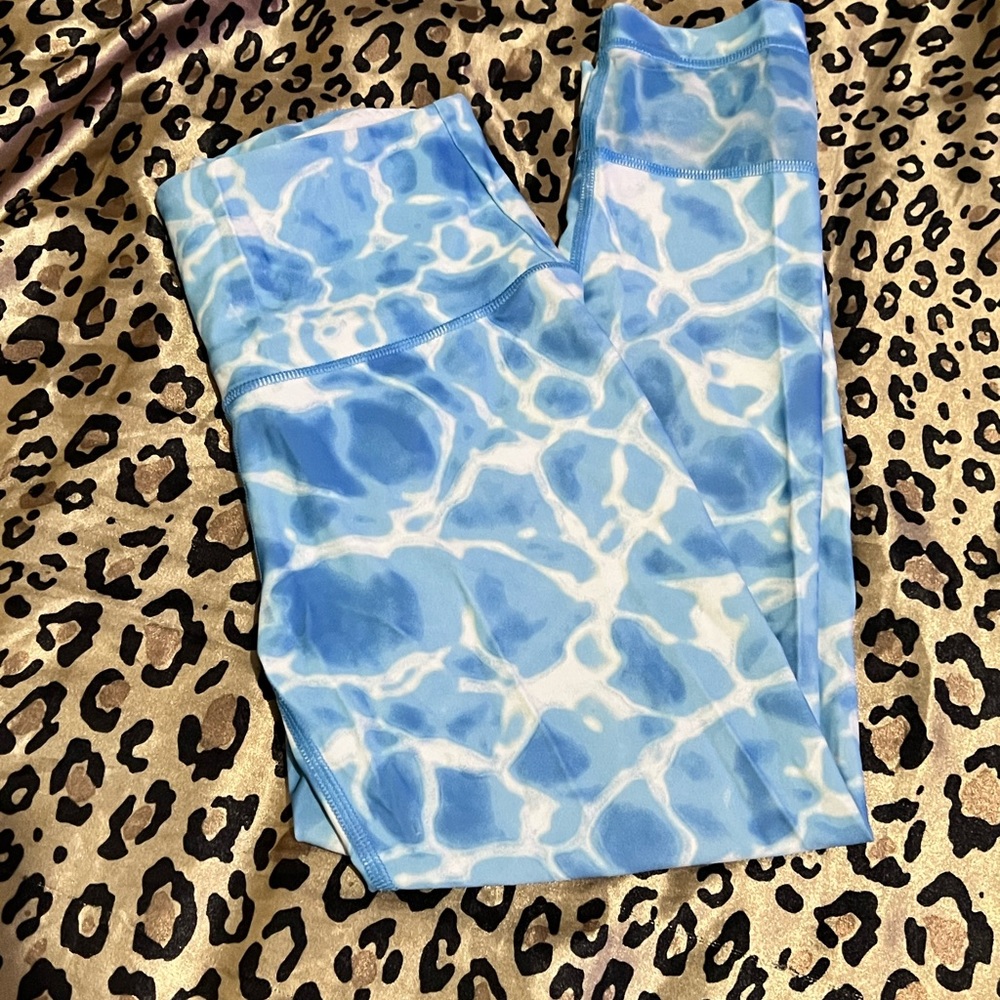 VS sport capri leggings
